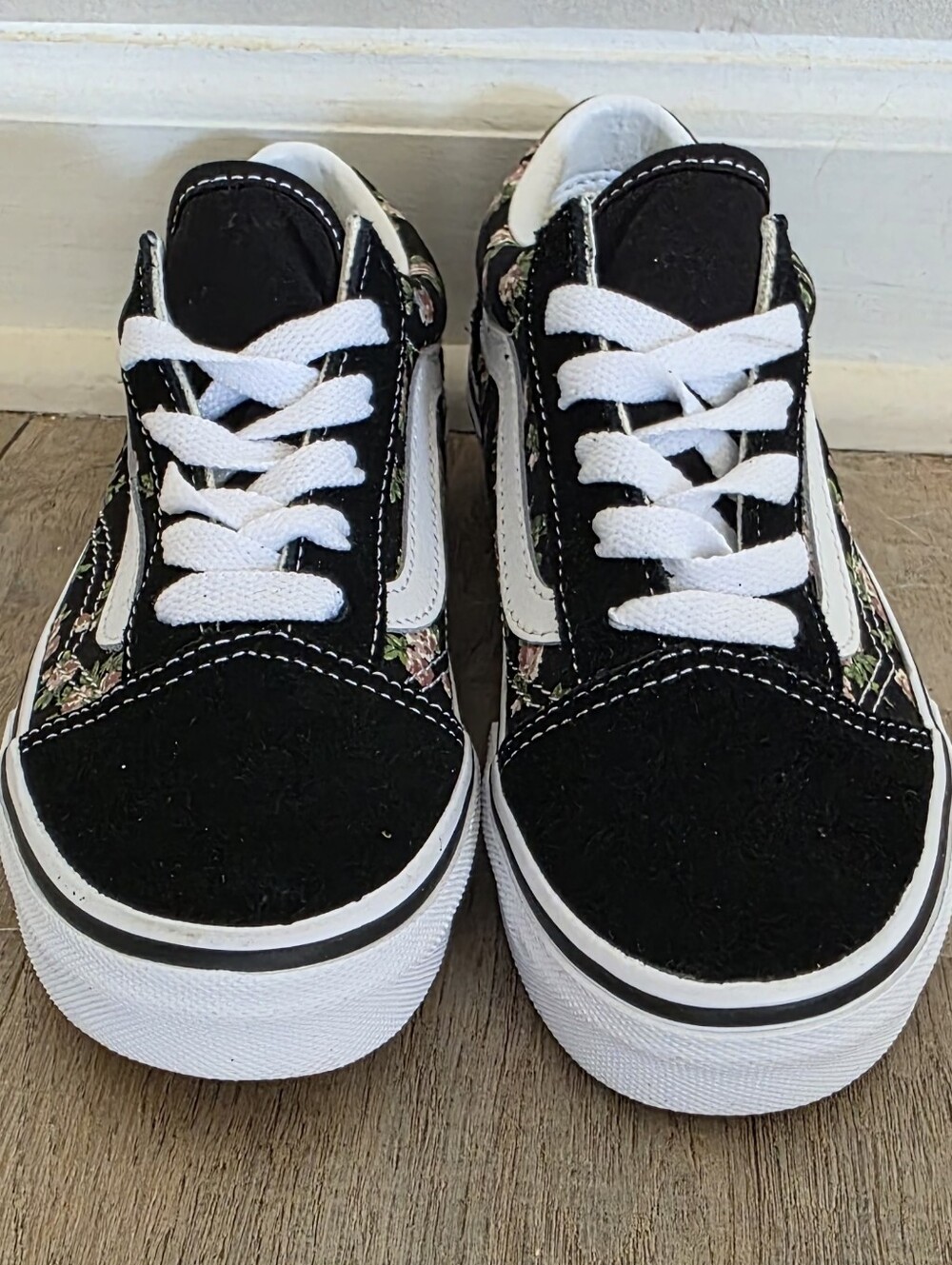 Vans Kids Black Floral Old Skool Lace-Up Sneakers